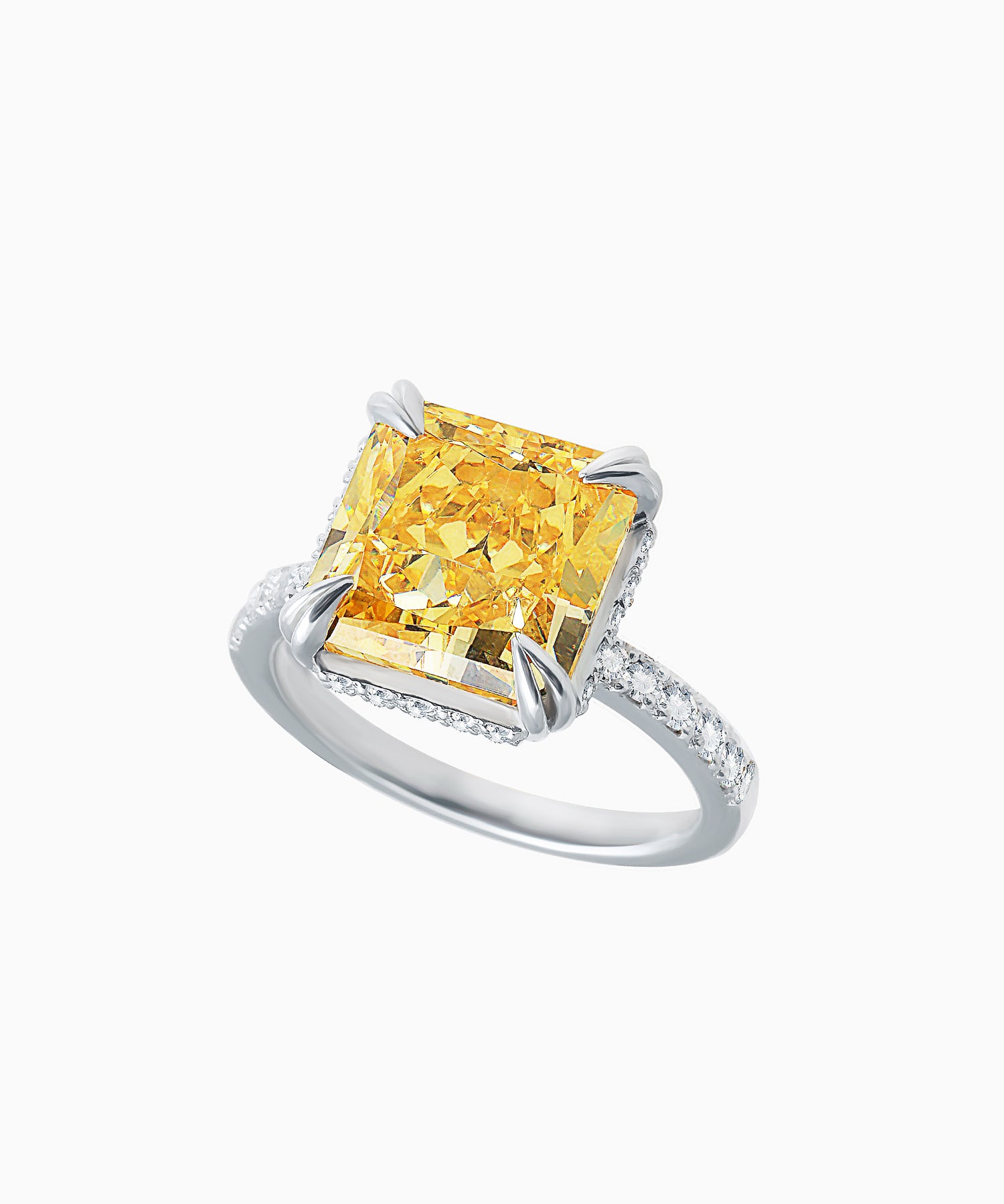 Anillo de plata con fabulita amarillo vivo de fantasía