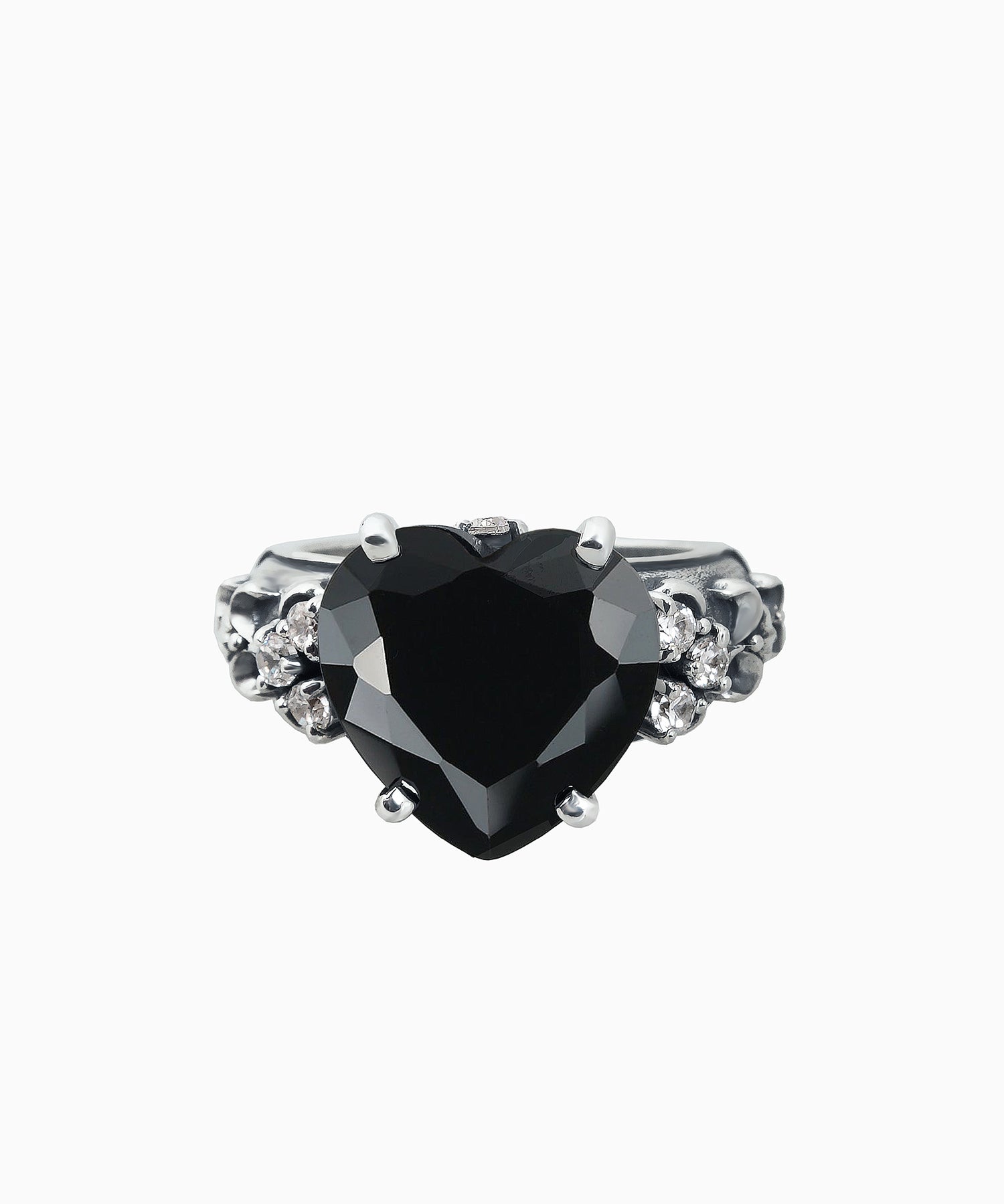 Vintage-Style Silver Ring with Cubic Zirconia