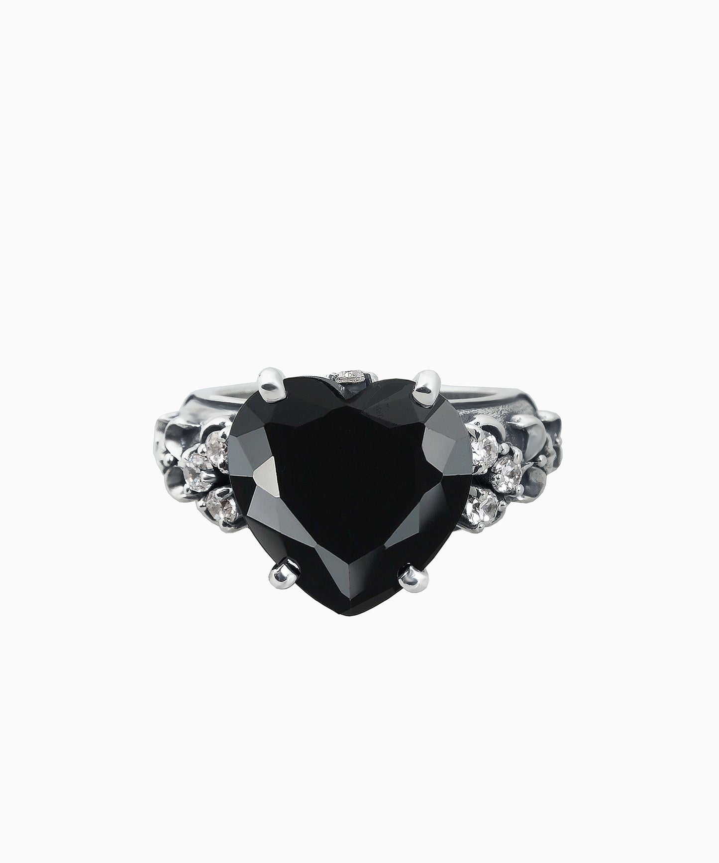 Vintage-Style Silver Ring with Cubic Zirconia
