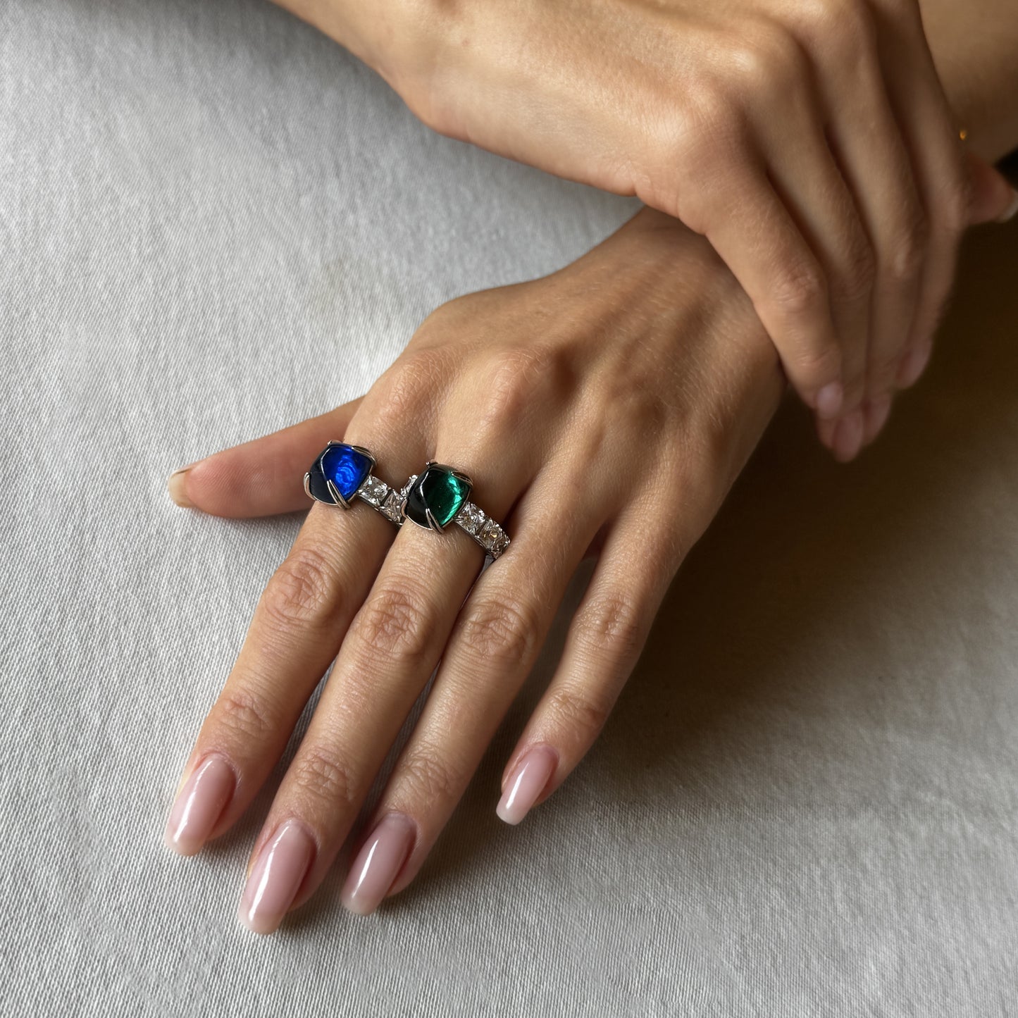 “Chrysler” Silver Ring with Emerald Zircon